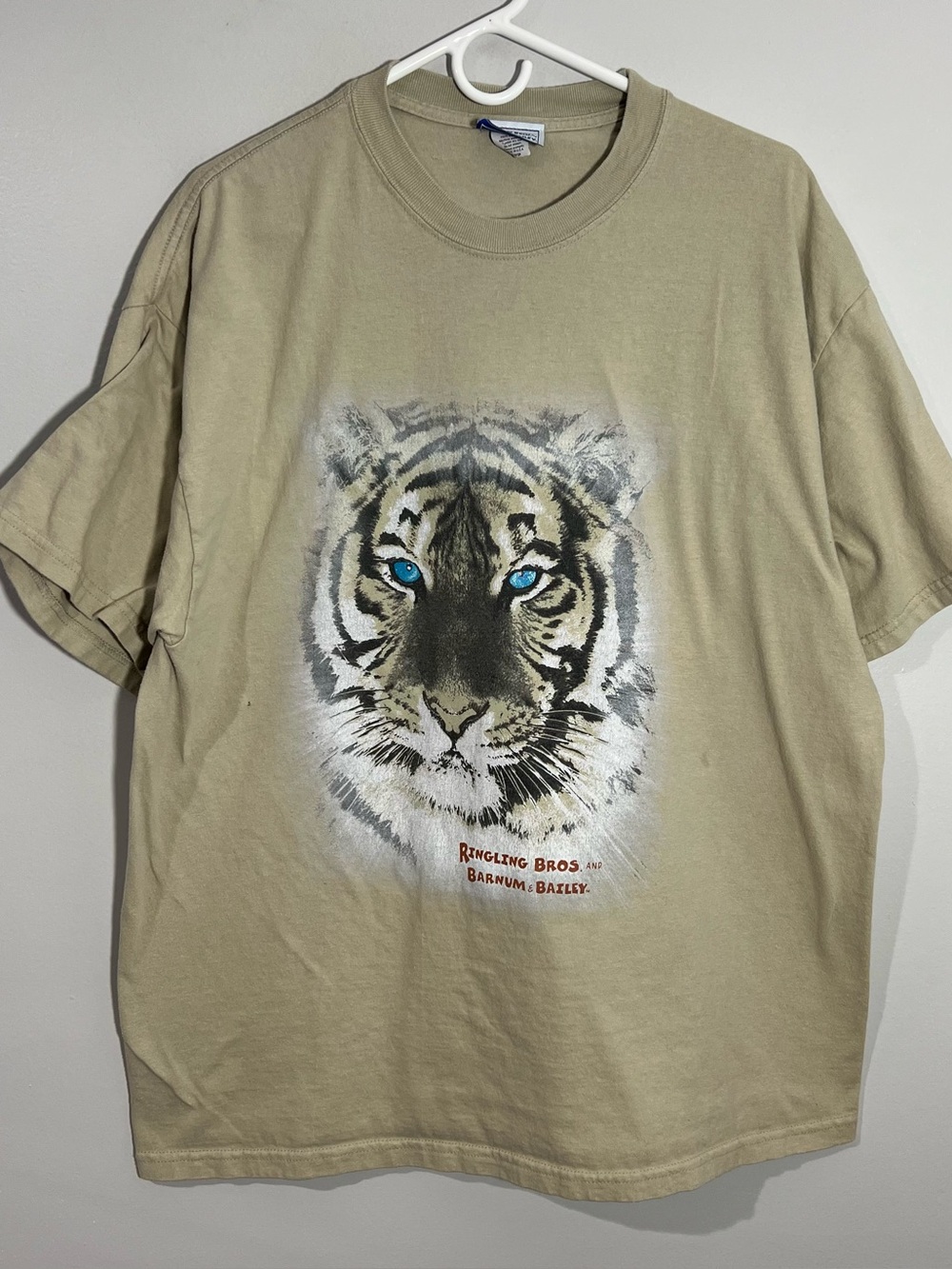 Vintage Ringling Bros Barnum Bailey Tiger Beige Short Sleeve T-Shirt Mens XL